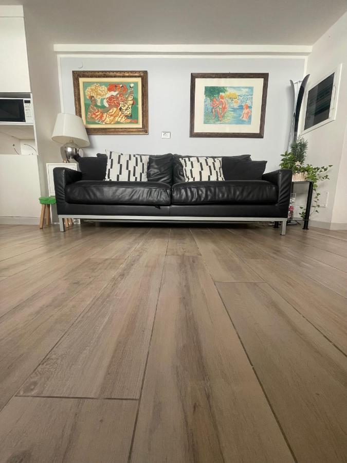 Gens Julia Appartement *